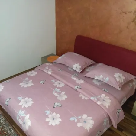 Popovic Apartment